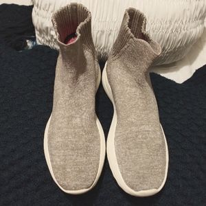 Skechers Knit Sneaker